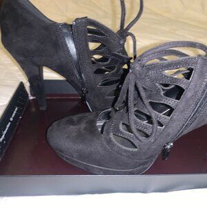 Black suede velour heels